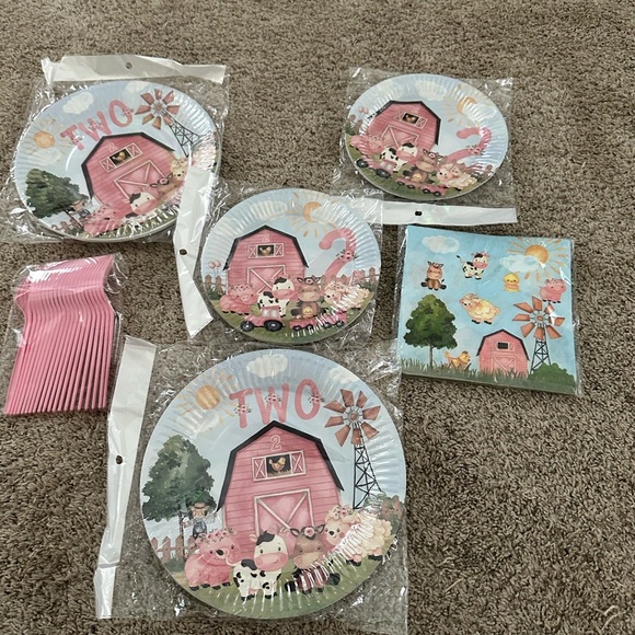 Farmyard Birthday Party Supplies Set - Pink and Blue - Picture 2 of 6